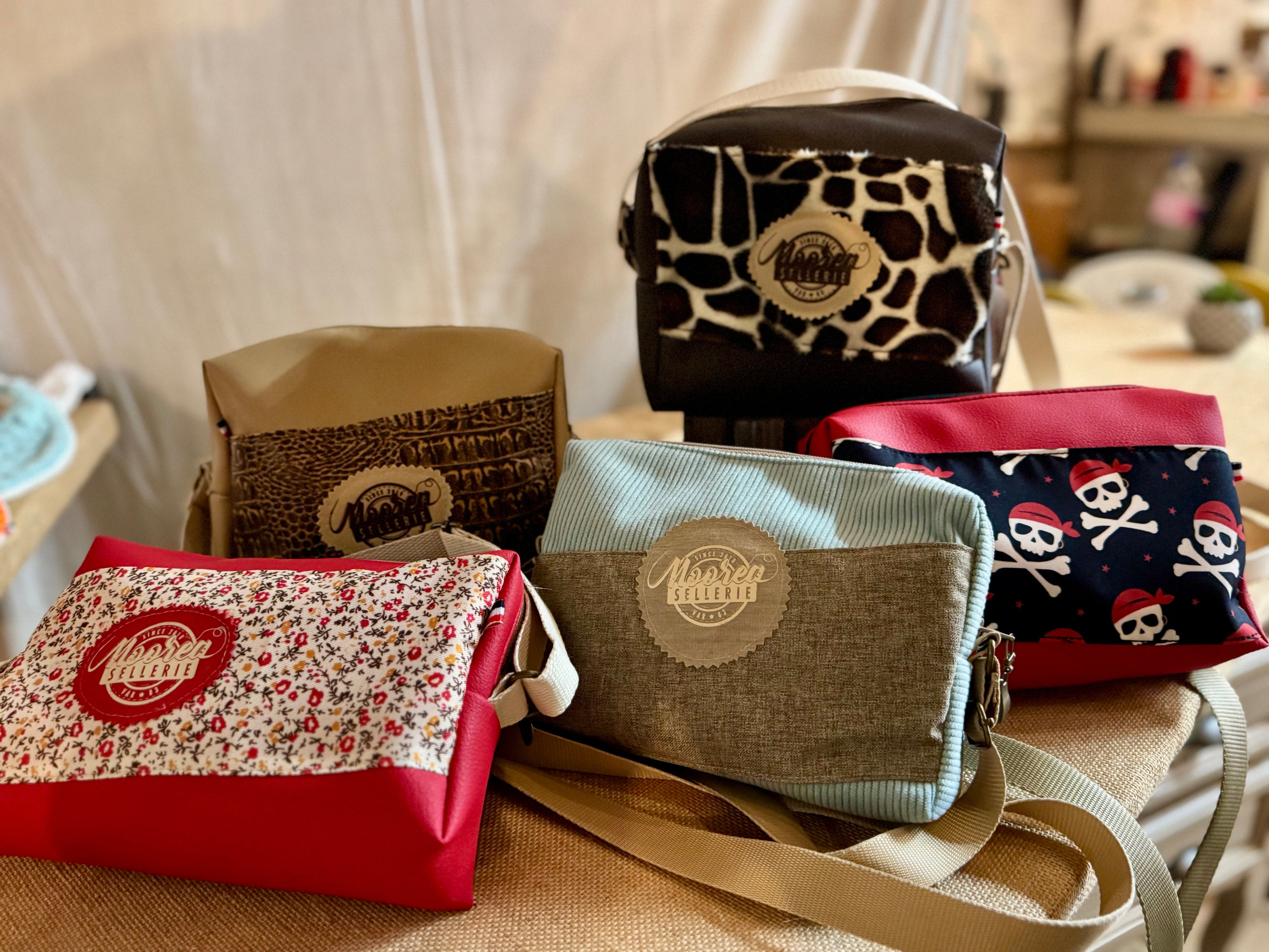 Sac bandoulière à fermeture éclair