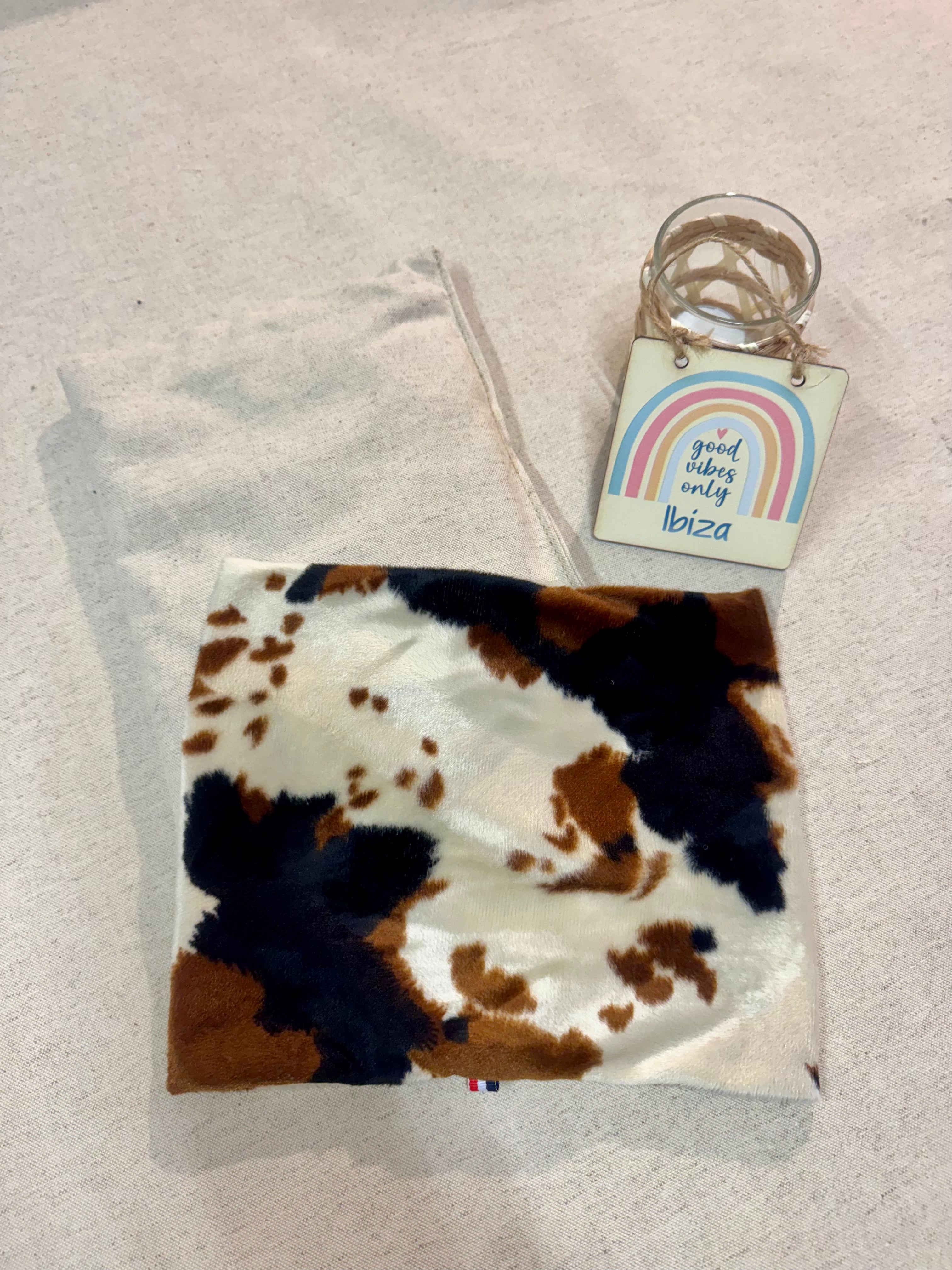 Bouillotte artisanale Tissu Vache déhoussable avec noyaux de cerise