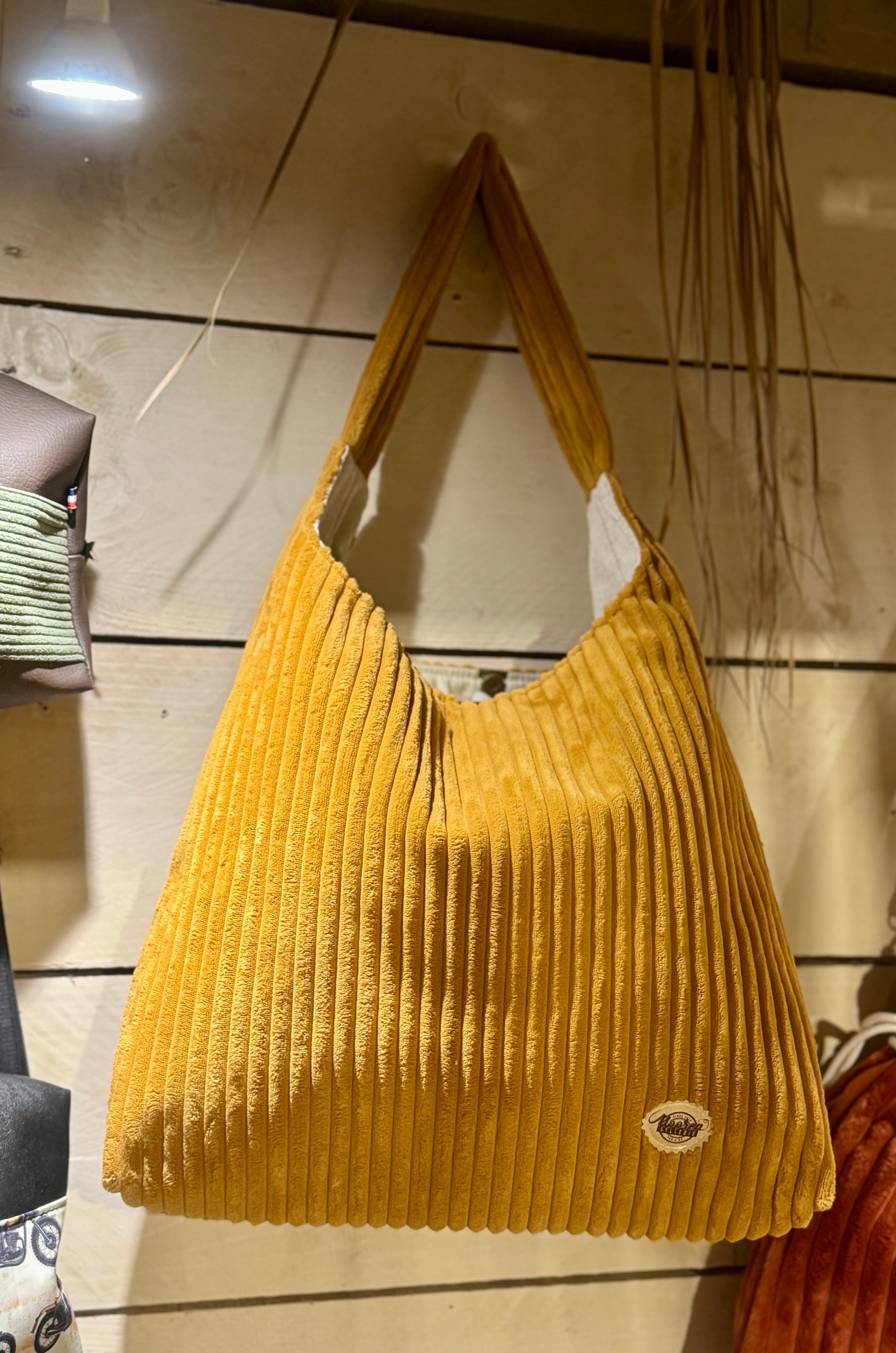 Grand Sac épaule en Velours Grosses Cotes Ocre