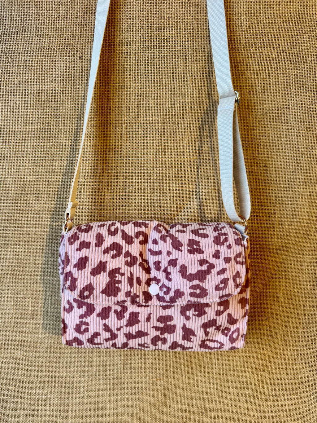 Sac bandoulière en Velours Léopard Rose