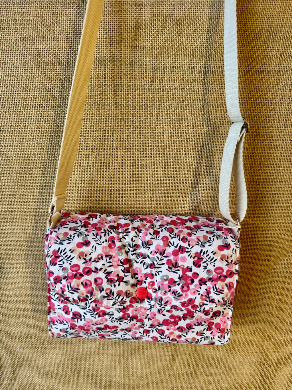 Sac bandoulière en Tissu Floral Fuschia