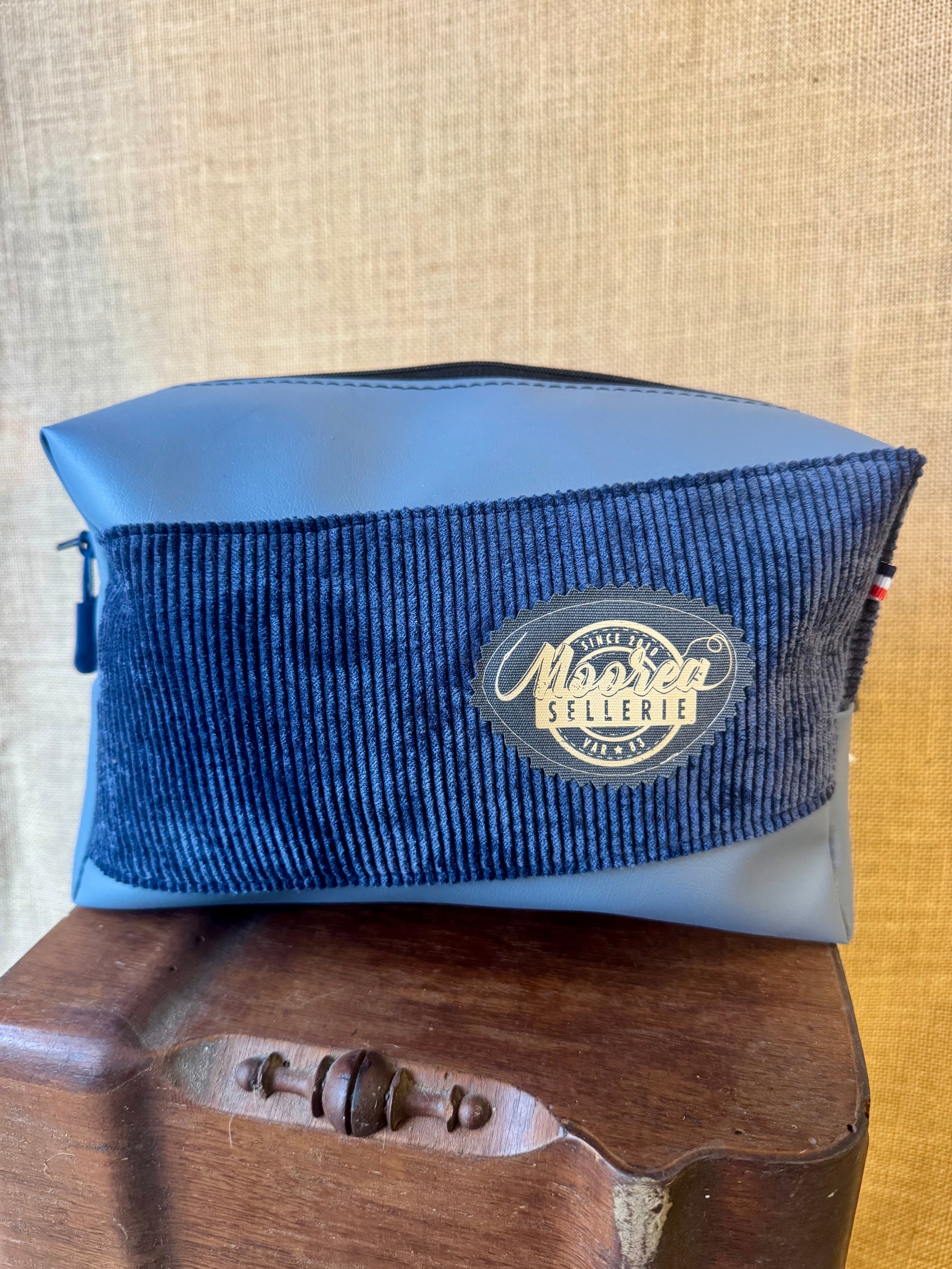 Trousse de toilette - simili bleu / velours bleu marine