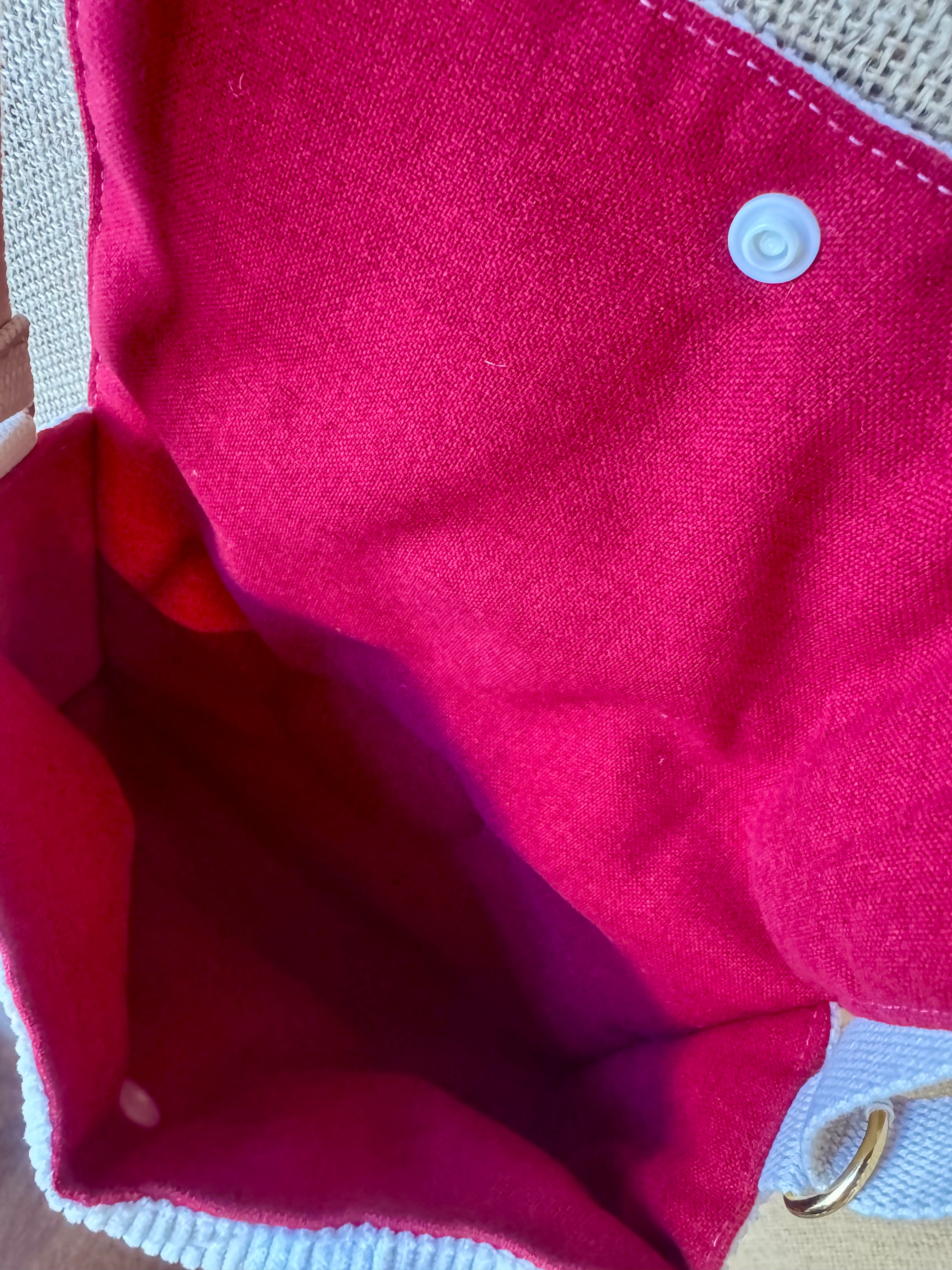 Sac bandoulière en velours blanc motifs fleurs