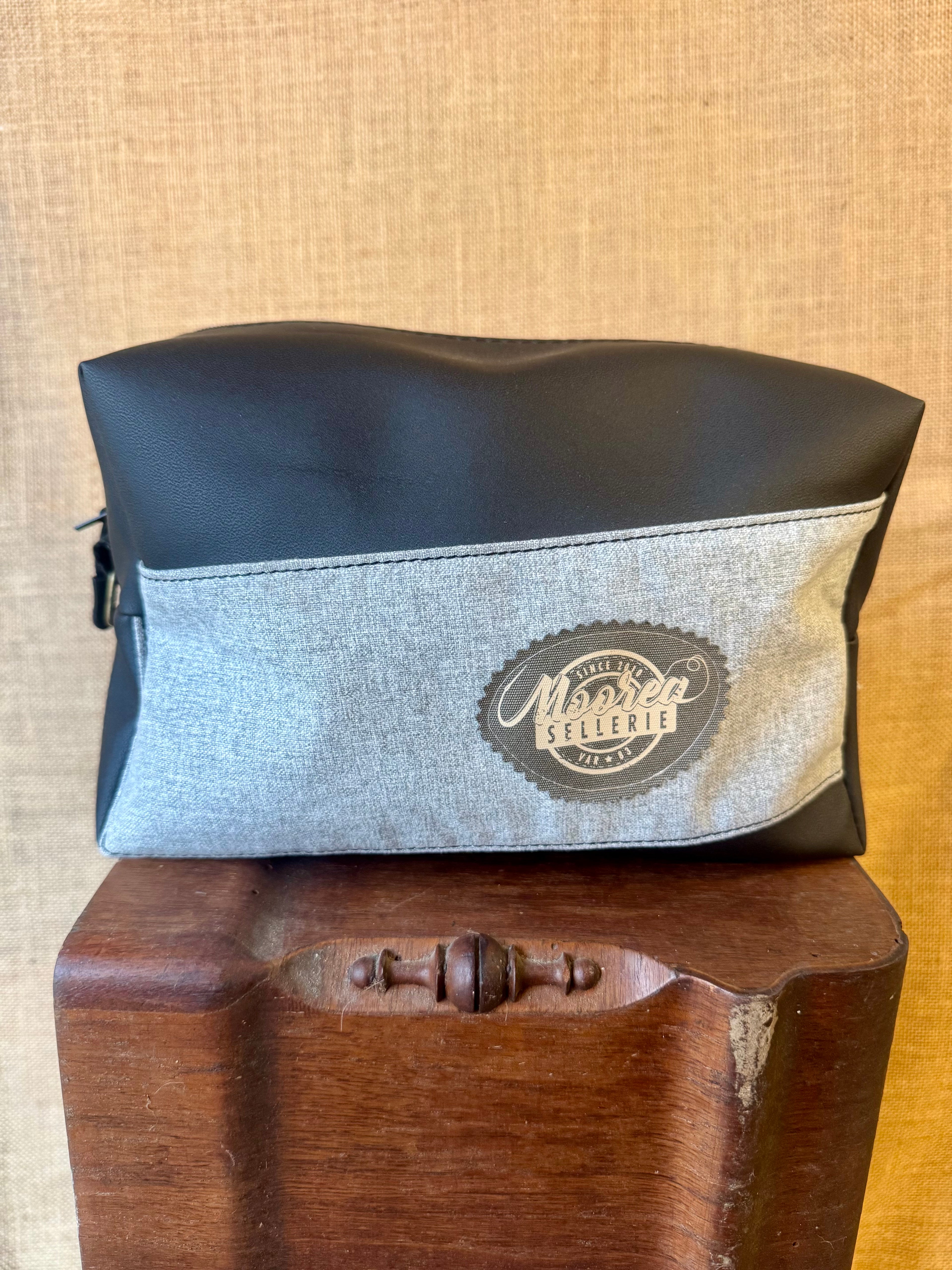 Trousse de toilette - simili noir tissu gris