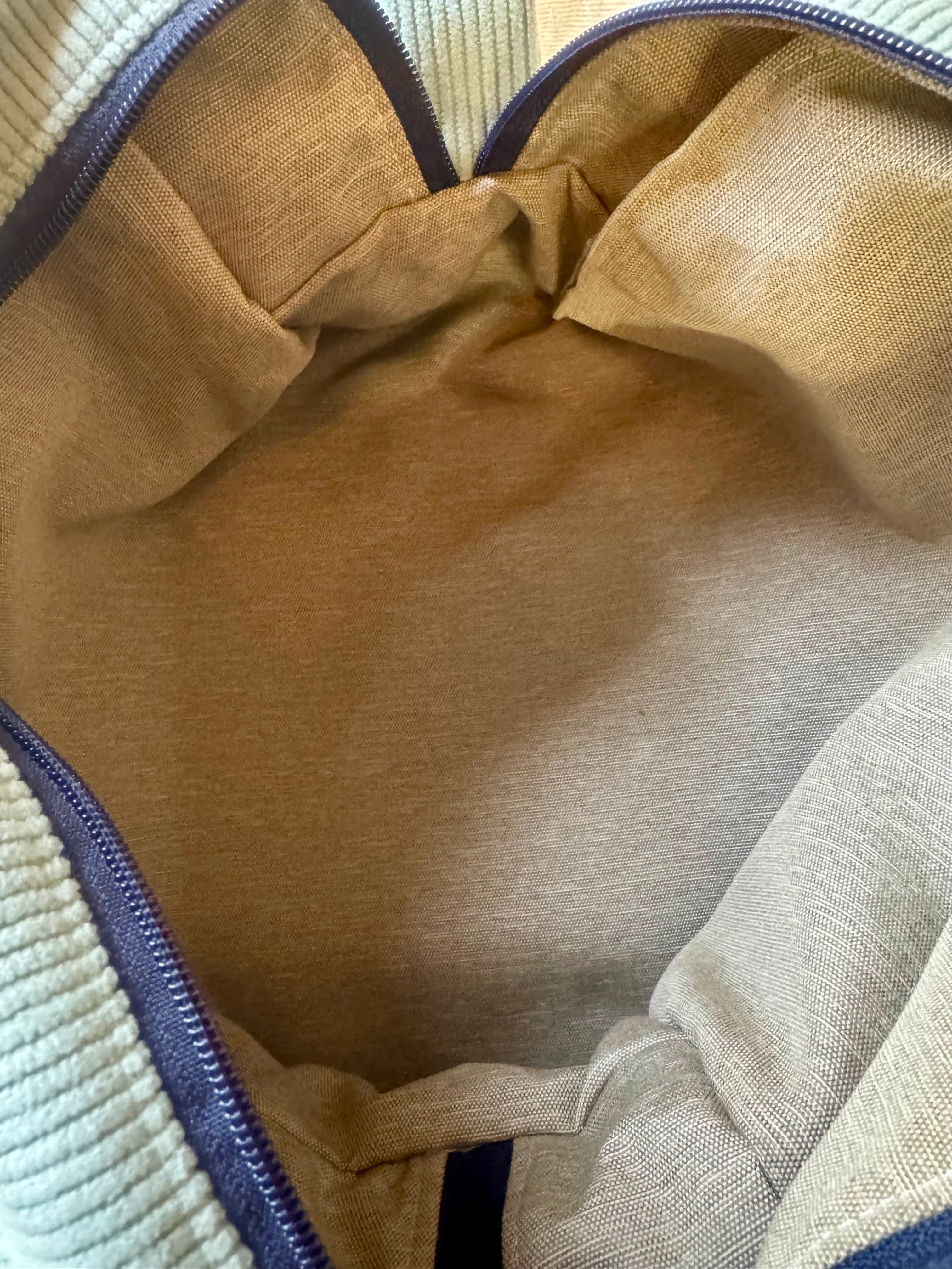 Trousse de toilette - velours bleu ciel / tissu jean