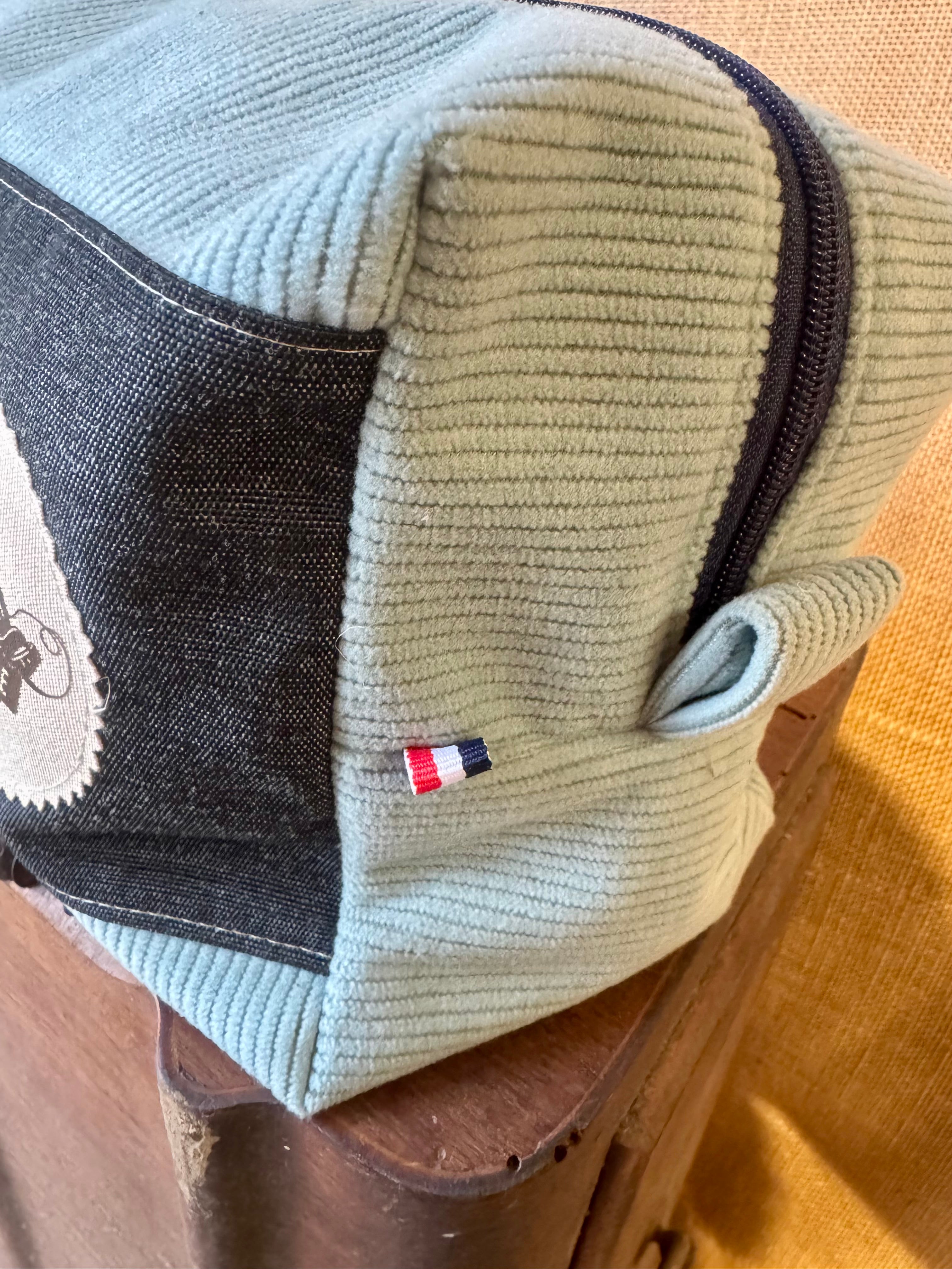 Trousse de toilette - velours bleu ciel / tissu jean