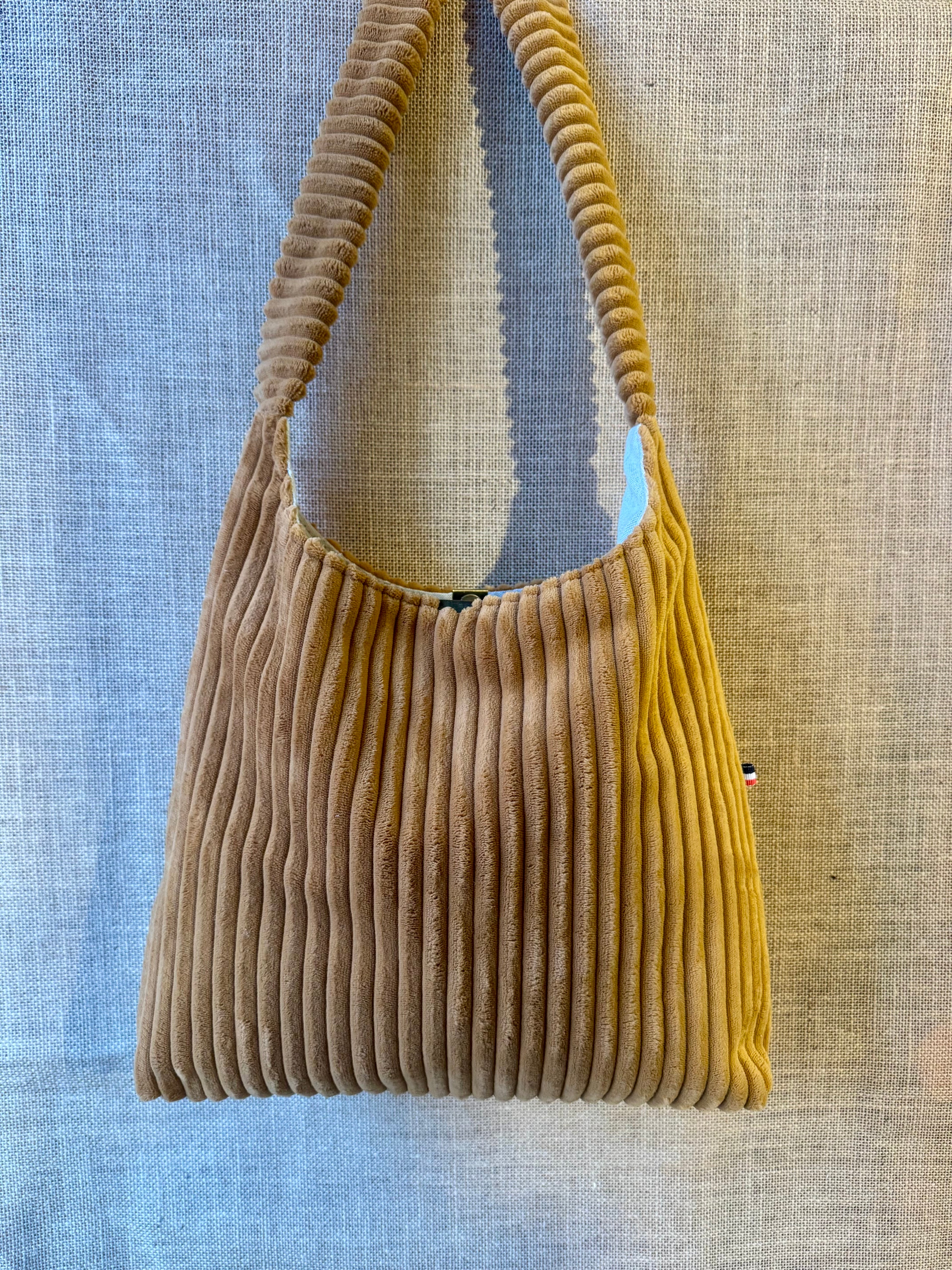 Sac épaule en Velours Grosses Cotes Ocre Taille Moyenne