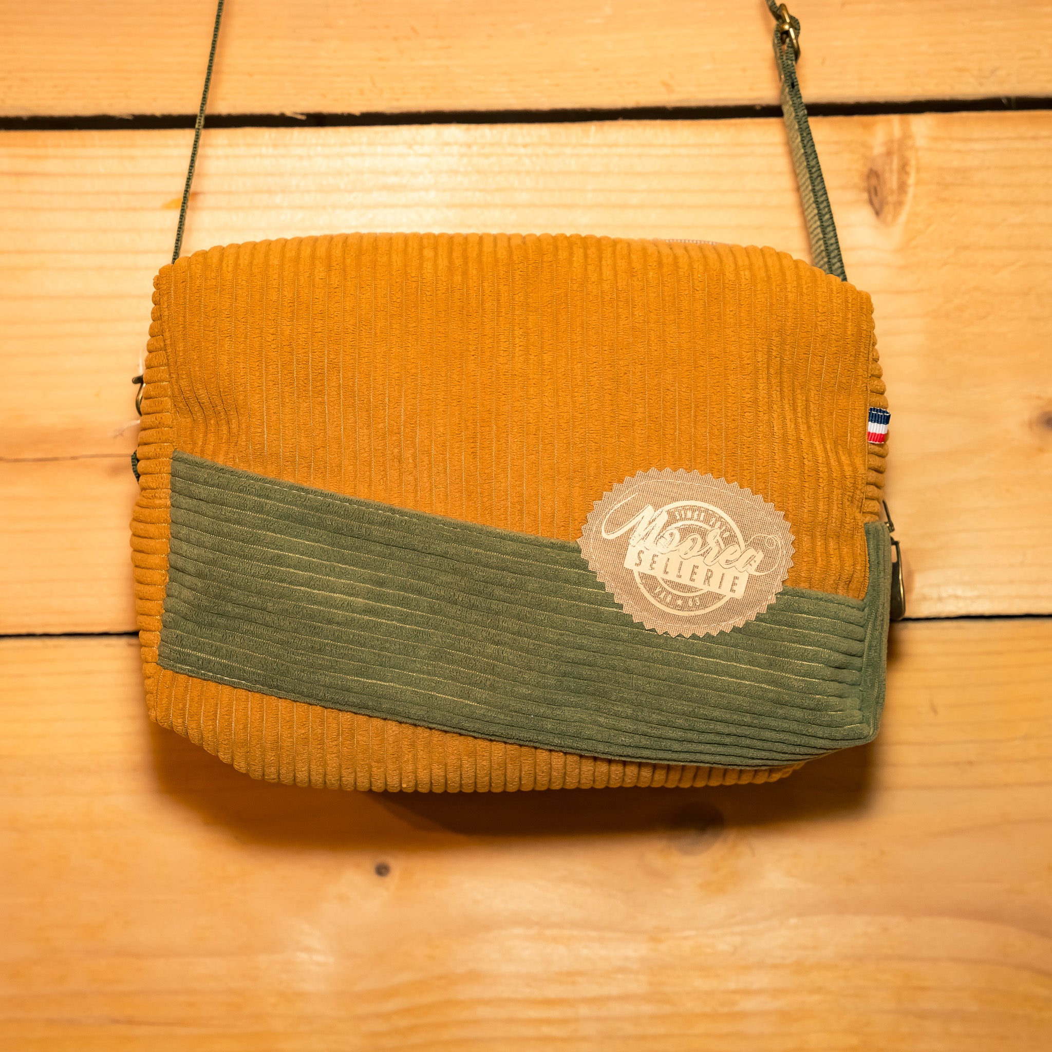 Sac bandoulière velours ocre / velours kaki