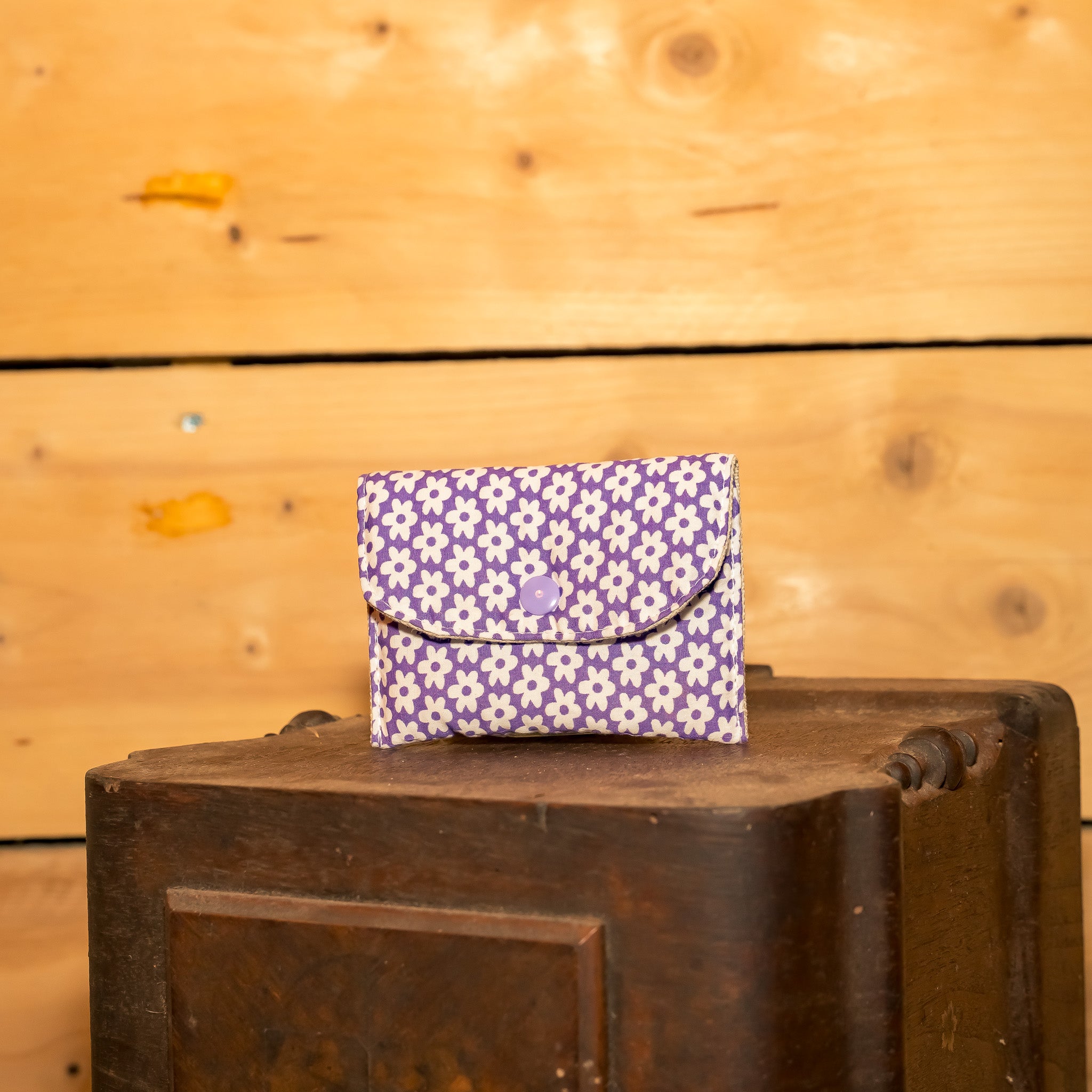 Porte Monnaie Tissu Vintage Violet motifs Fleurs