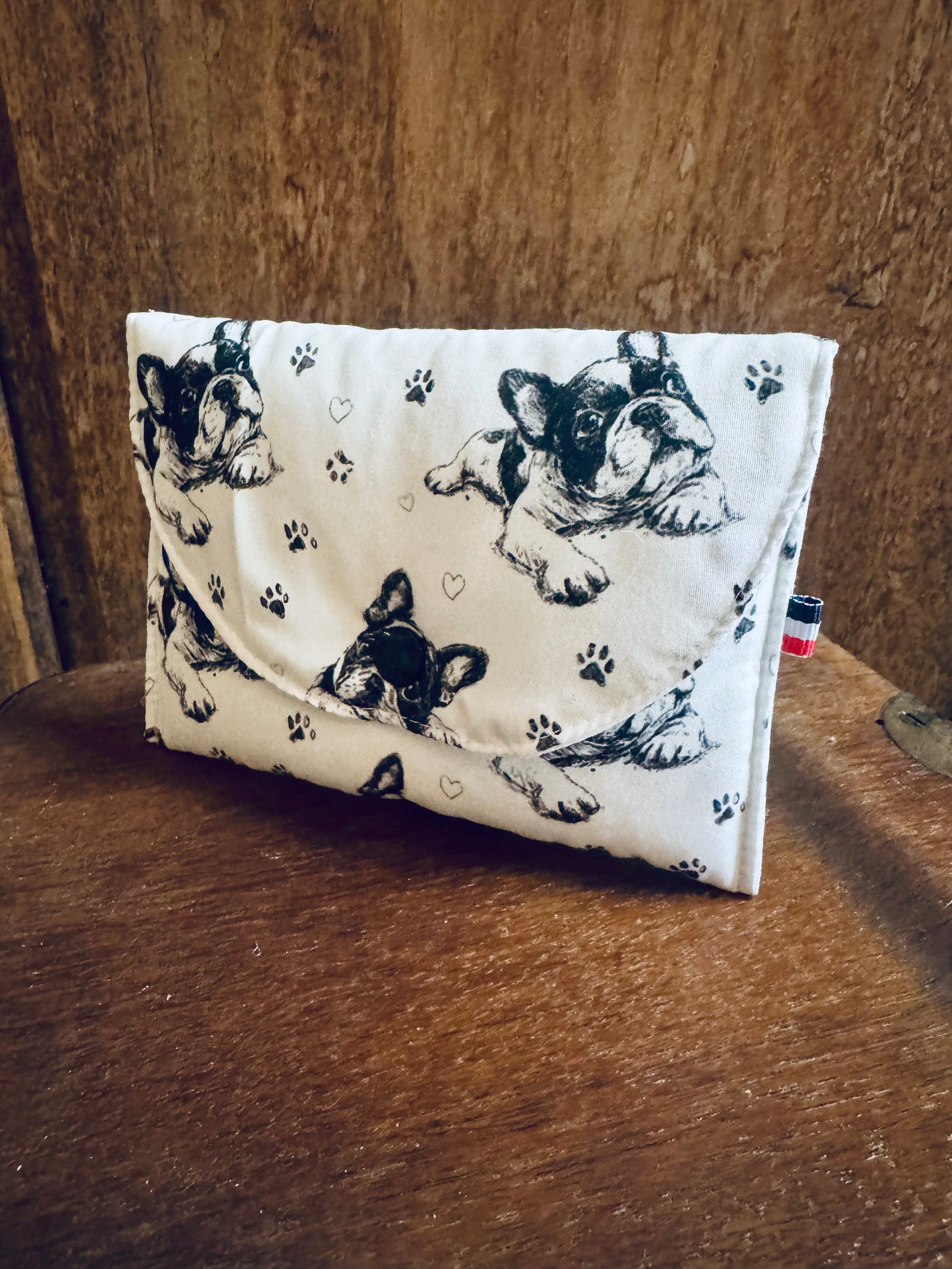 Mini Pochette Chien Bouledogue Français