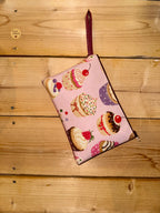 Pochette Plate Simili Fuschia / Tissu Cupcakes